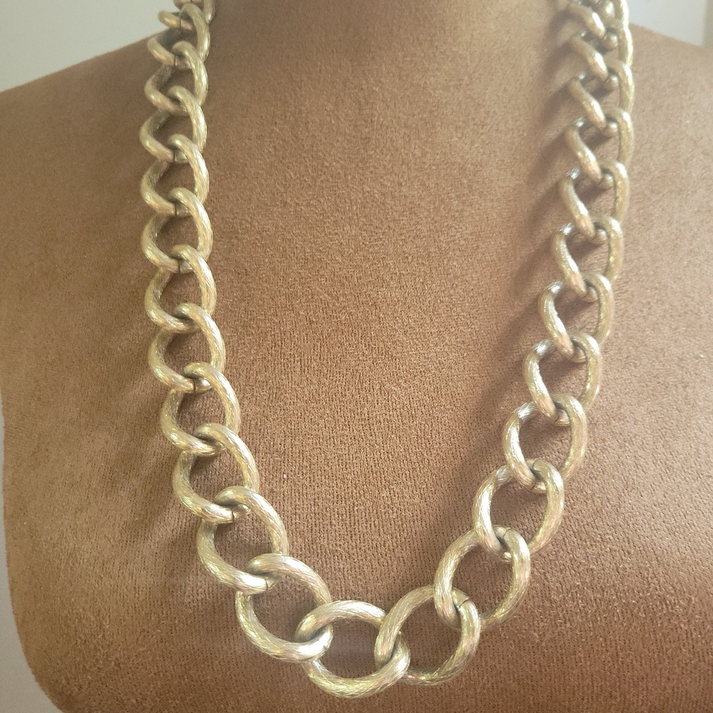 Vintage Silver Tone Chunky Textured Link Chain Necklace 28 Inch Old Money
